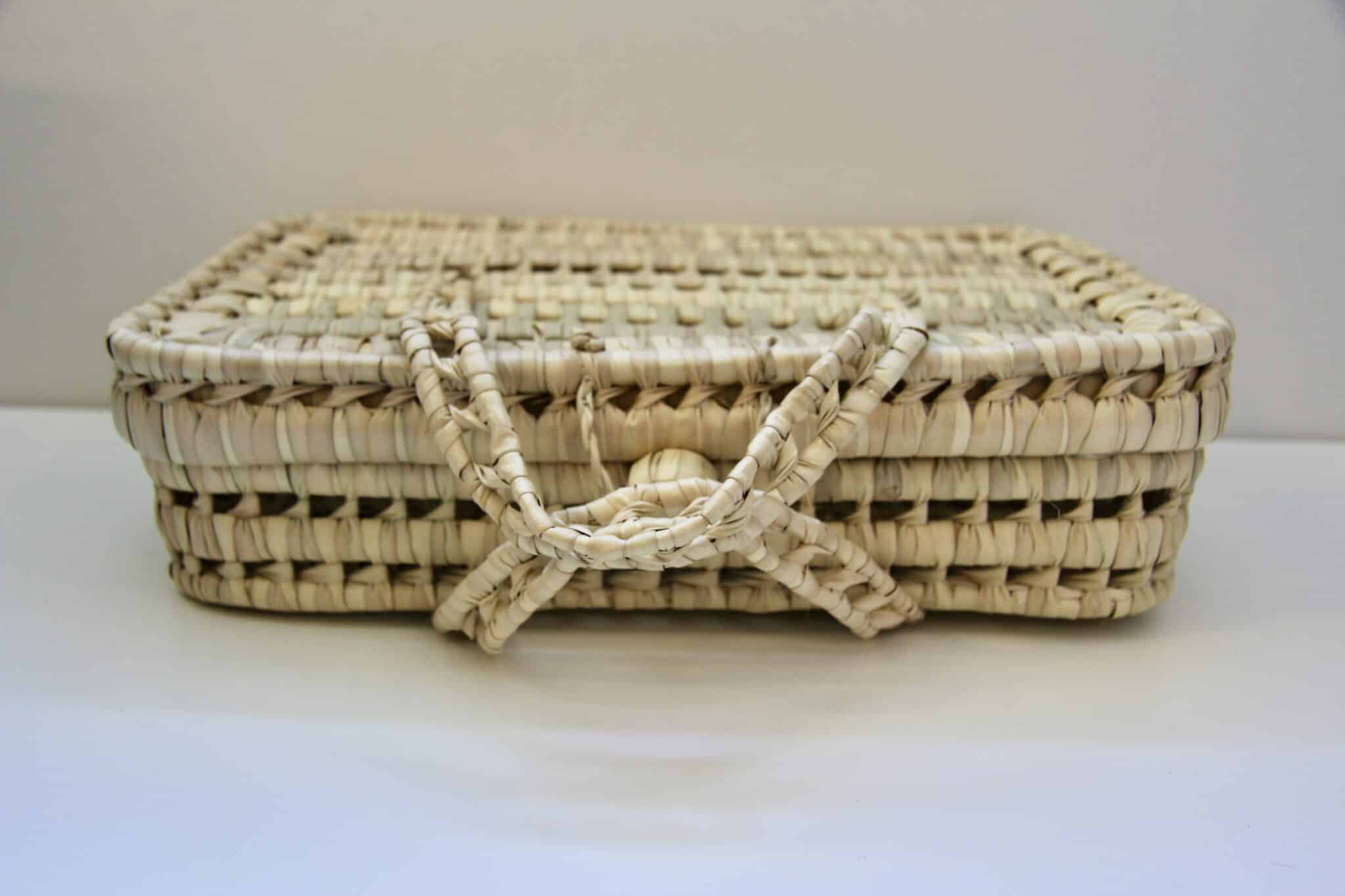 Raffia kurv med låg - natur 1 Raffia kurv med låg - natur